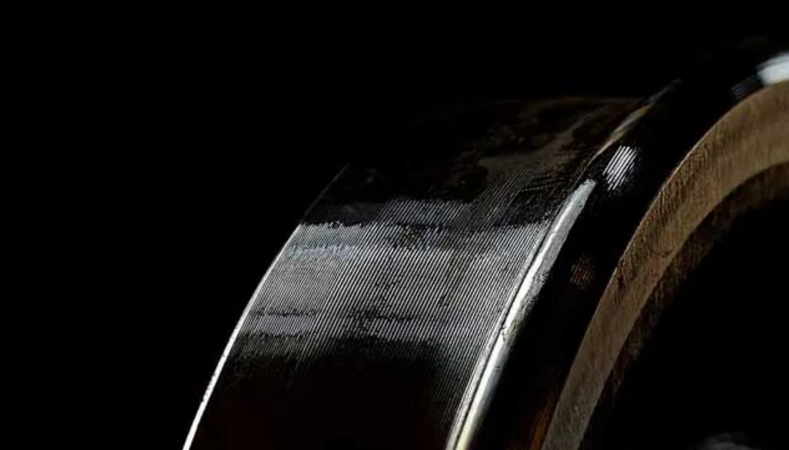 g&eacute;om&eacute;trie de contact rail-roue et profil de la bande de roulement